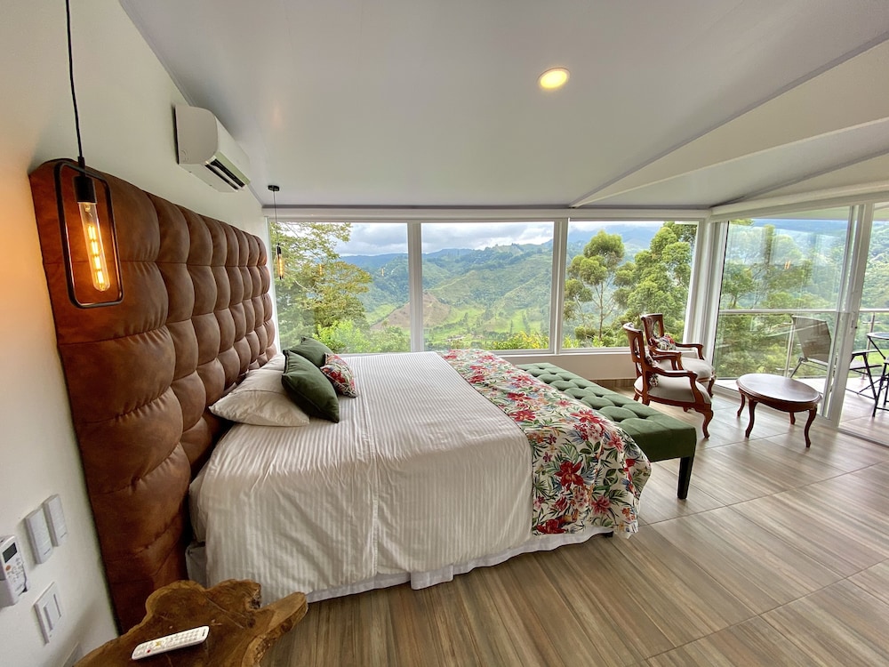 Panoramic Double Room photo 2