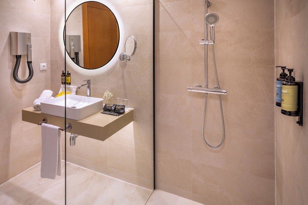 Hotel SERHS Rivoli Rambla - Photo 221