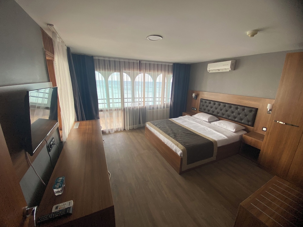 Family Quadruple Room, Balcony, Sea View photo 1