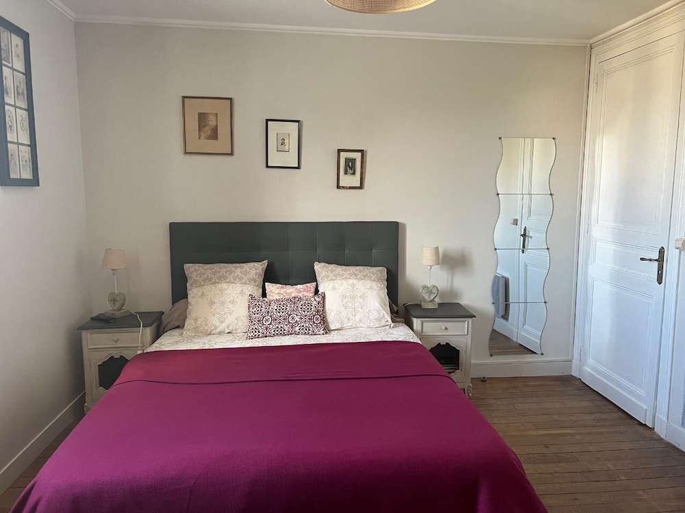 Comfort Double Room, Private Bathroom, Pool View (N°1 La belle étape)