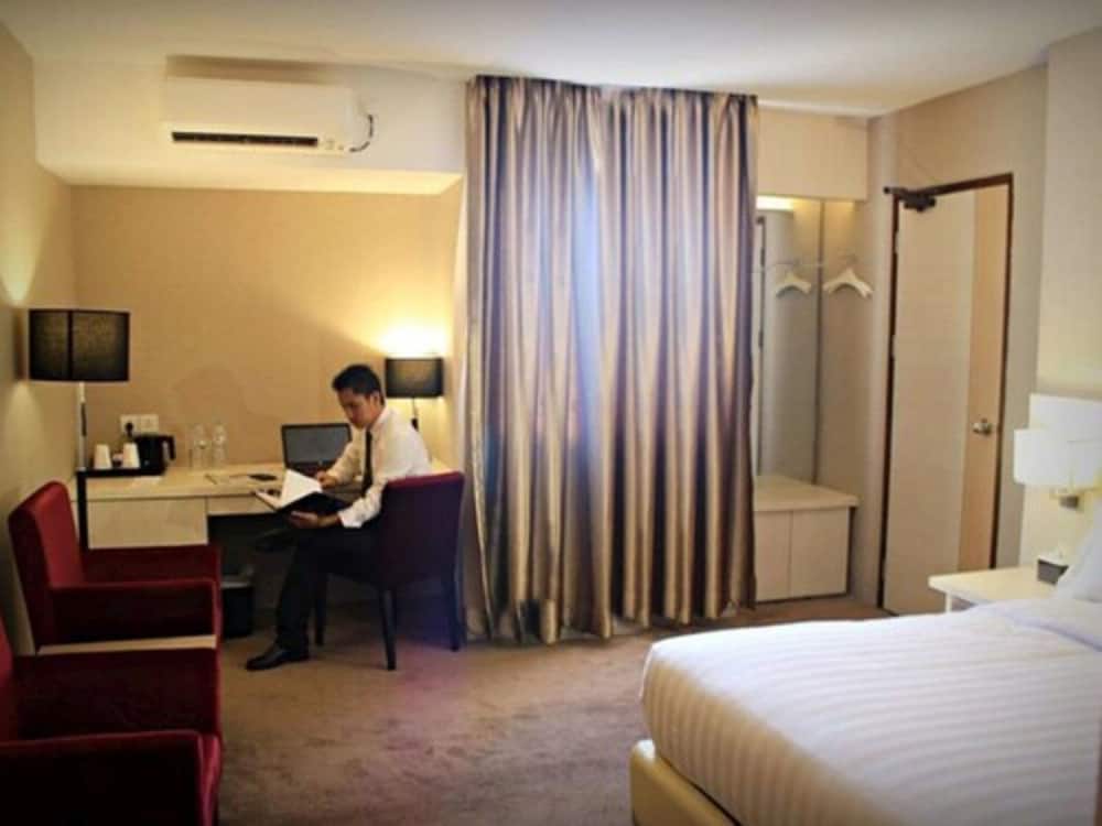 Biz Suite photo 2