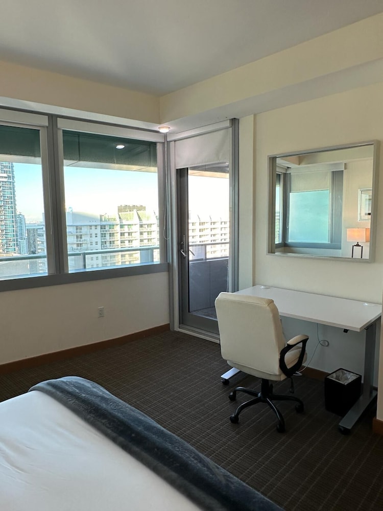 Deluxe Apartment, Bay View photo 3