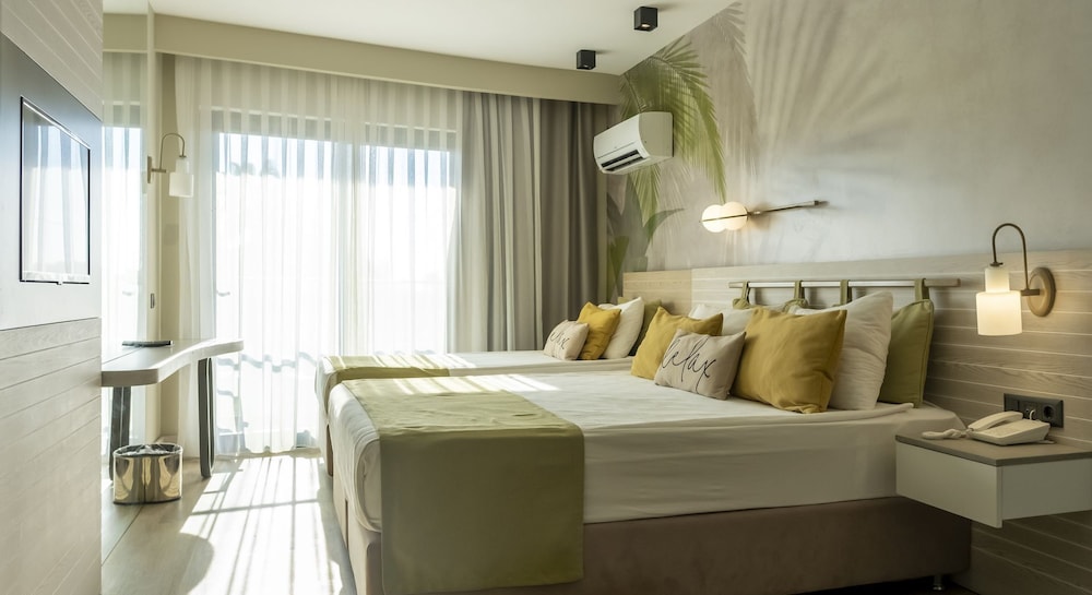 Standard Room - Photo 1