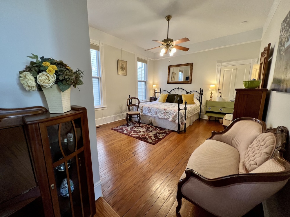 King Room