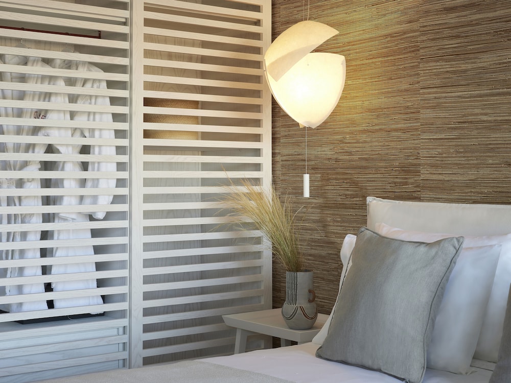 Premium Suite Sea View with Chill Out Pool - Photo 3