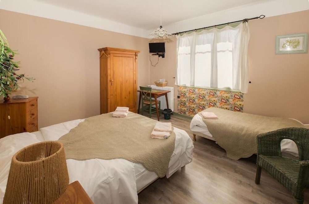 Single Room