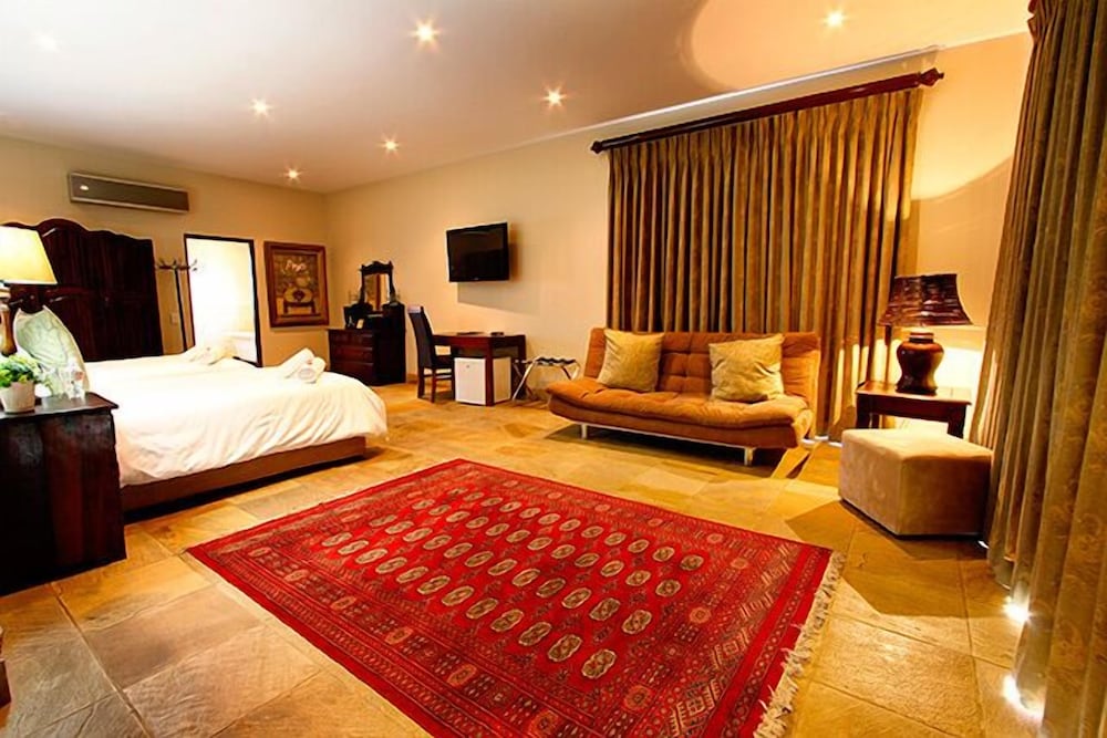 Executive Suite photo 1