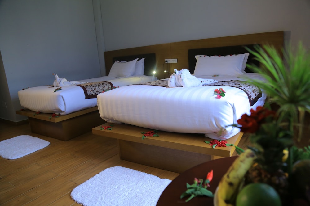 Standard Twin Room - Photo 3