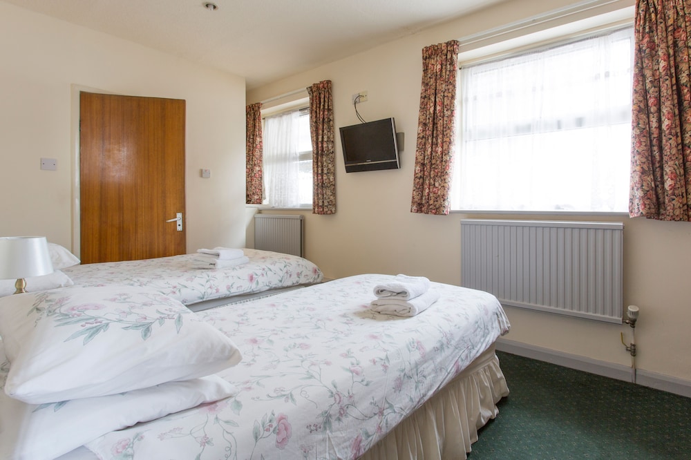 Standard Twin Room, 2 Twin Beds - Photo 3