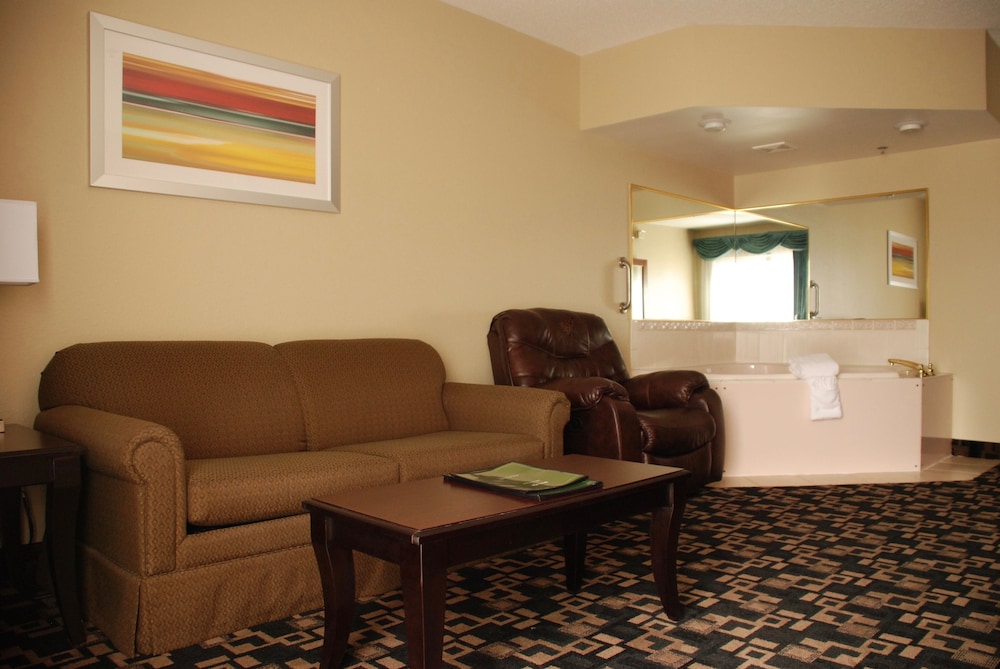 Deluxe Suite, 1 Bedroom, Jetted Tub (Not Pet Friendly) photo 3