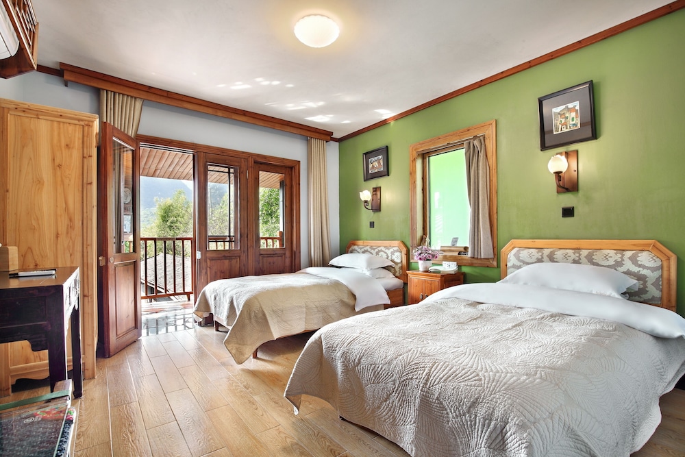 Standard Twin Room, Multiple Beds, Balcony, Mountainside photo 1