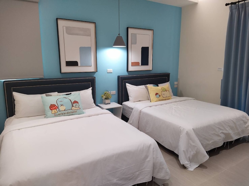 Deluxe Quadruple Room, 2 Double Beds, Non Smoking