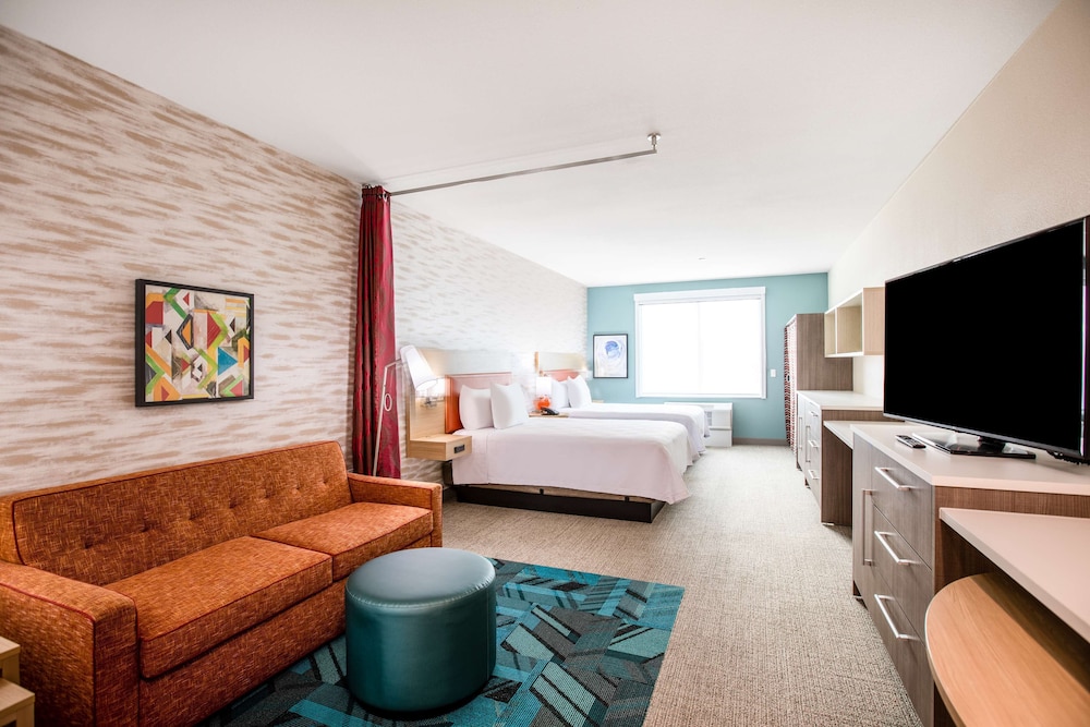 Suite, 1 King Bed, Accessible (Hearing) photo 3