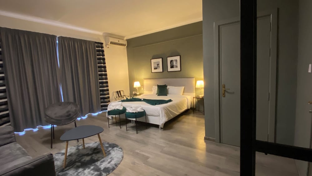 Superior Room, Sea View - Photo 8