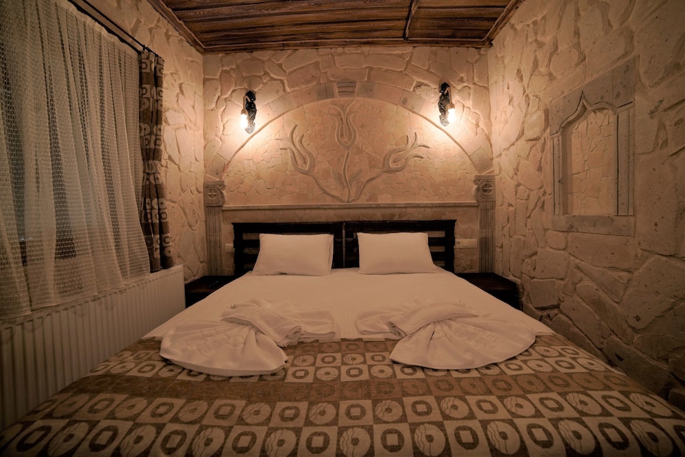 Standard Double Room (Stone) - Photo 3