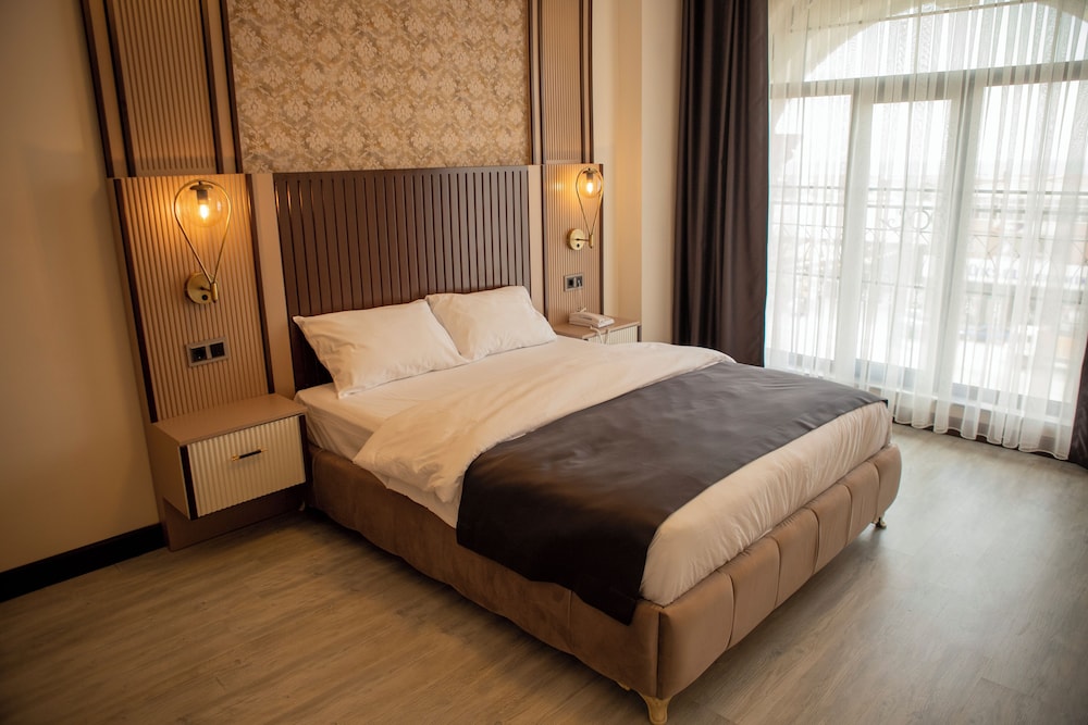 Basic Double Room, 1 Double Bed photo 2