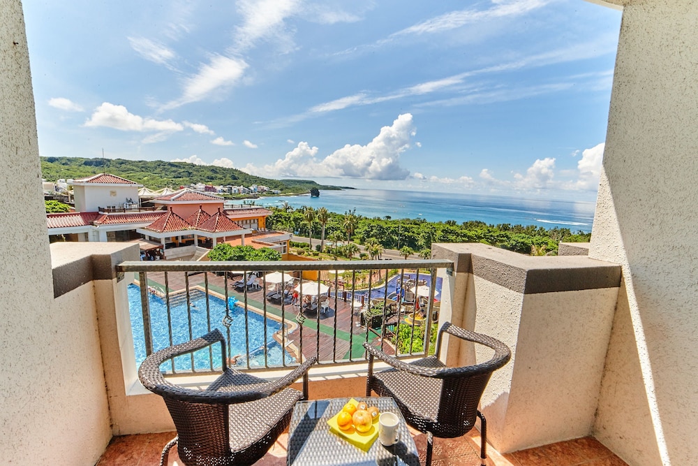 Deluxe Family with Sea View photo 3