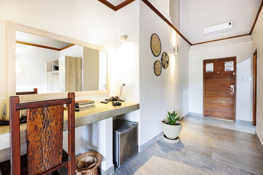 Superior Double Or Twin Room - Photo 5