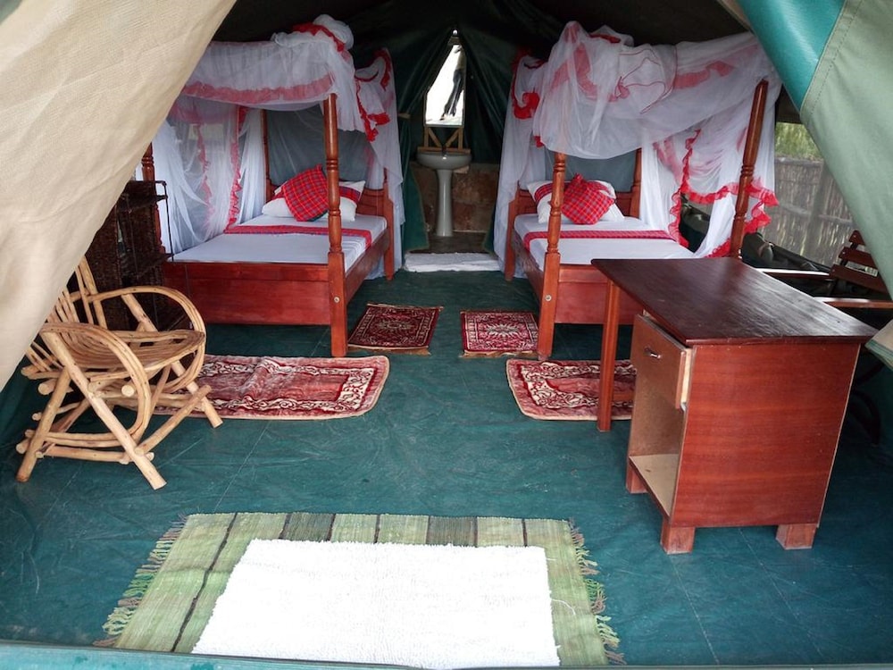 Tent photo 2
