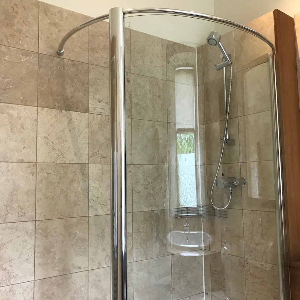 Premier Double Room, Ensuite - Photo 7