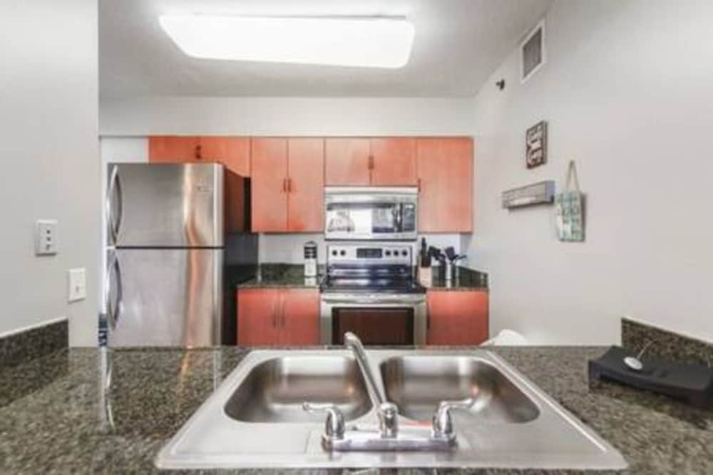 Apartment photo 2