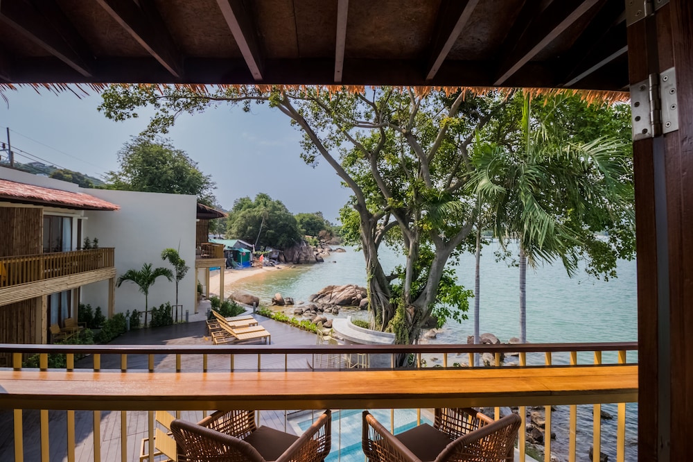 Deluxe Sea View - Photo 3