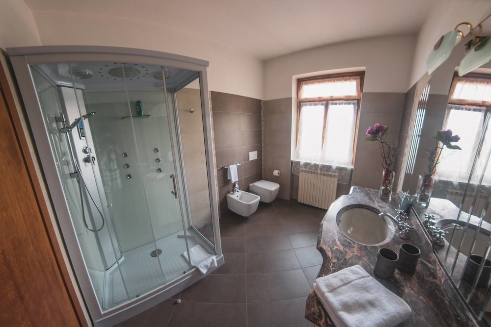 Quadruple Room (Primavera) photo 3