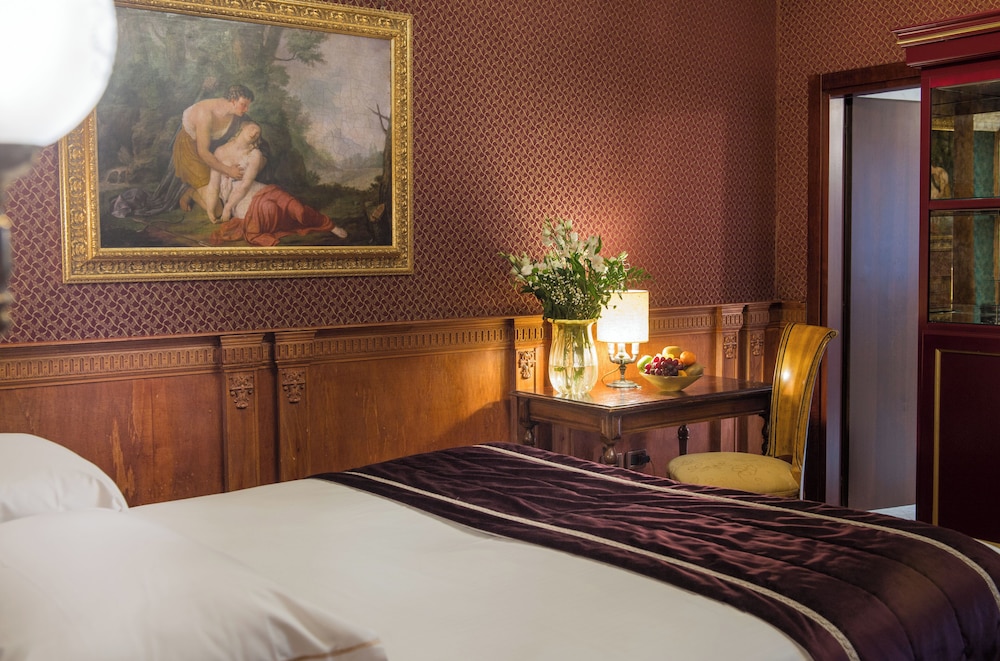 Classic Room
