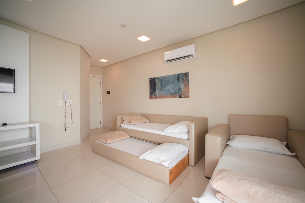Family Studio Suite, Ocean View photo 2