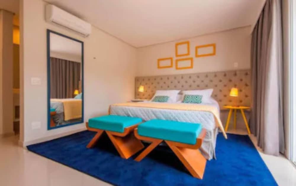 Superior Room, Multiple Beds, Pool View photo 2