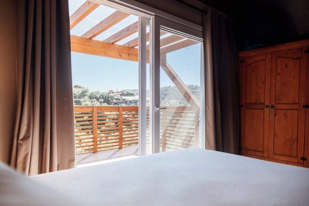 Honeymoon House photo 3