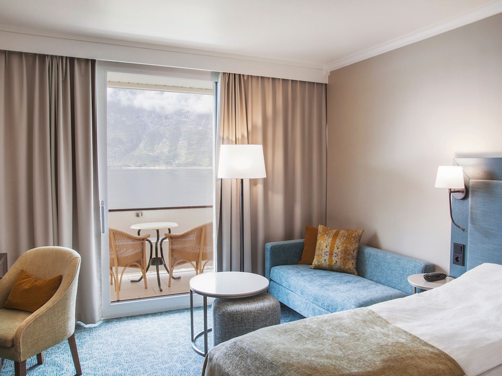 Superior Twin Room, 2 Twin Beds (Med Fjordutsikt) - Photo 1