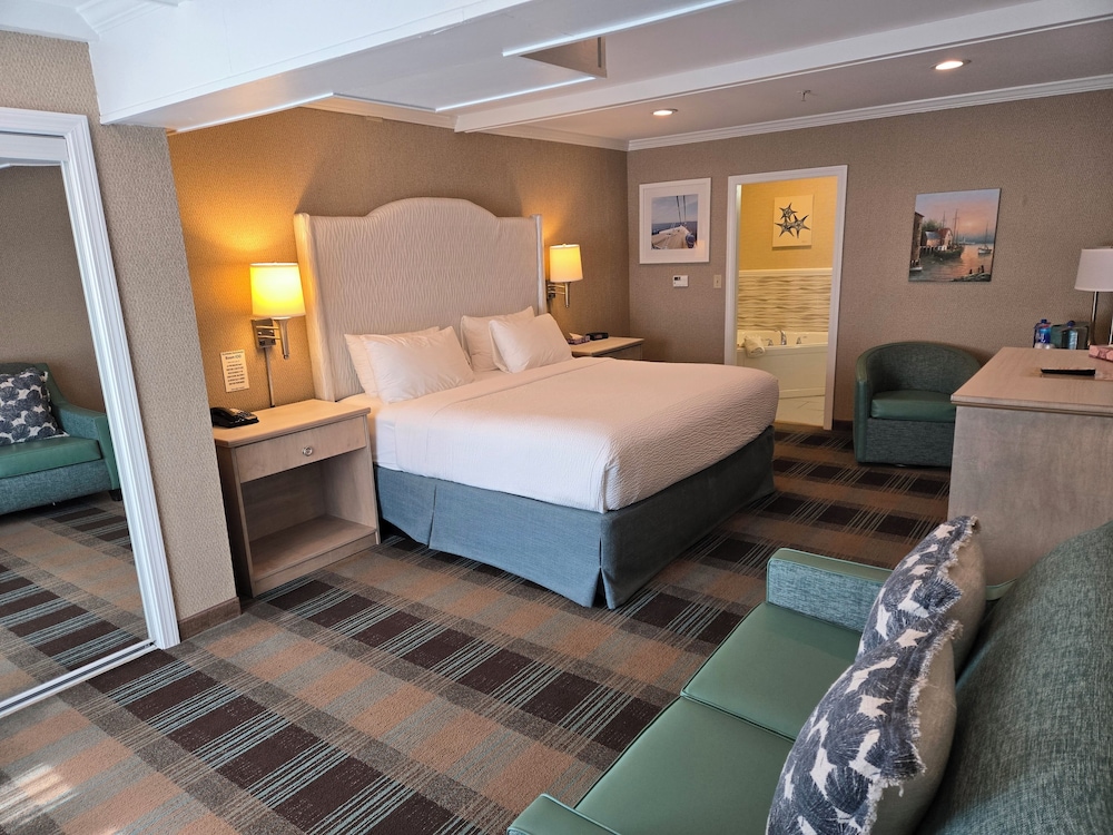 Grand Room, Jetted Tub, Ground Floor