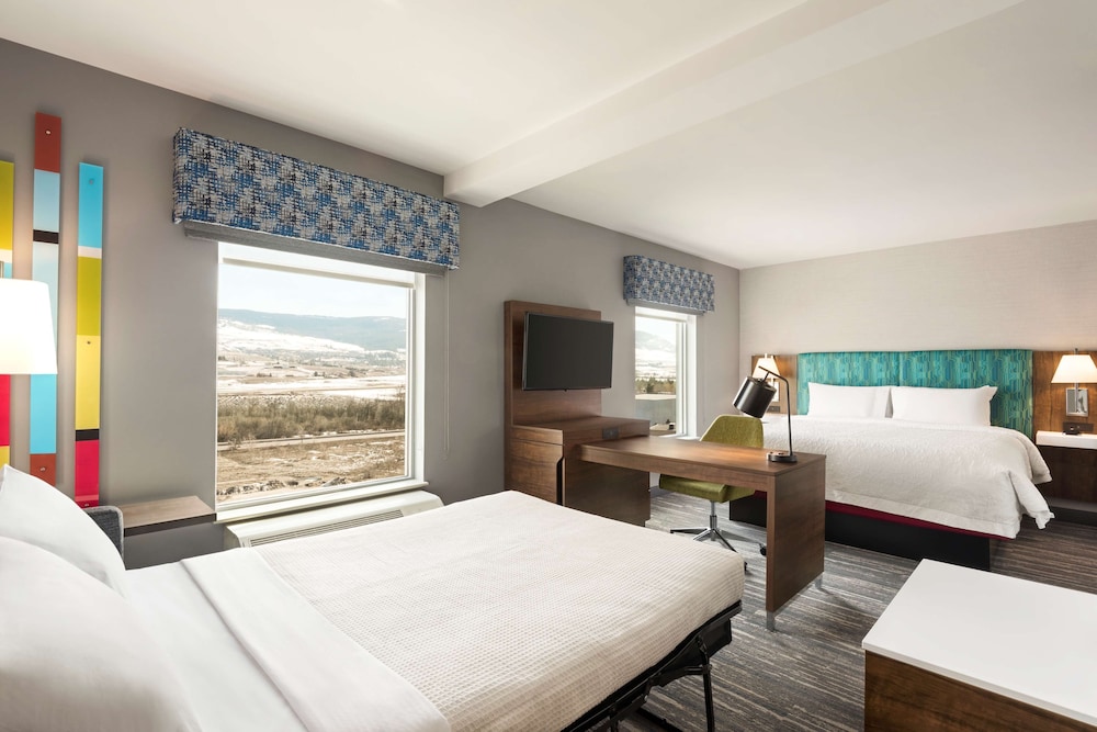 Standard Suite, 1 King Bed, Accessible - Photo 3