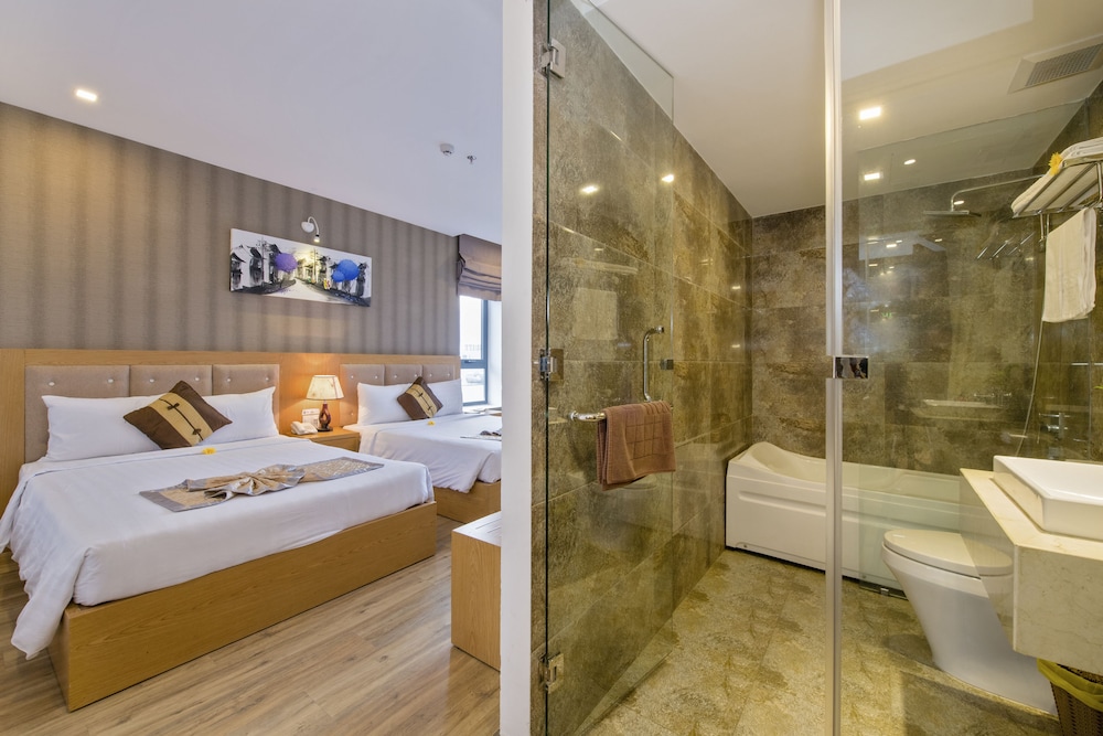 Deluxe Triple Room photo 1