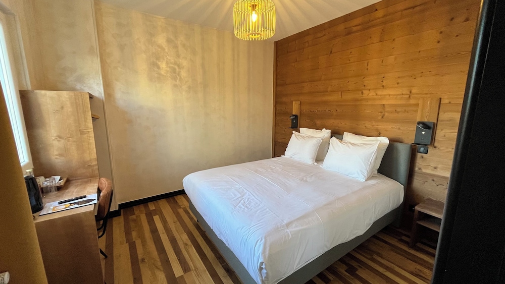 Annexe Chambre Double, vue sur le jardin