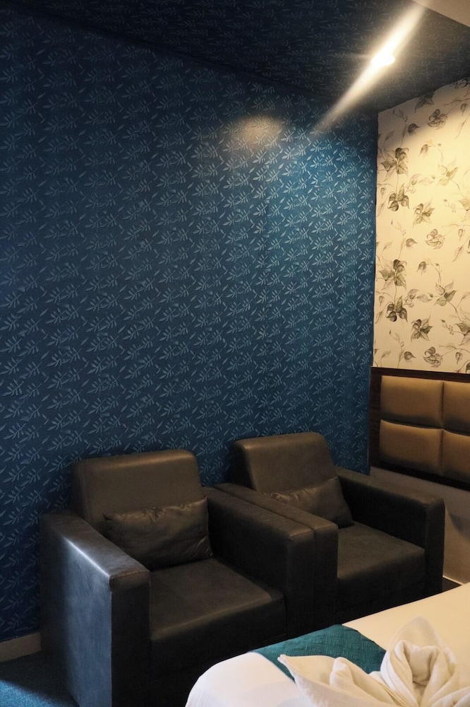Premier Double Room - Photo 27
