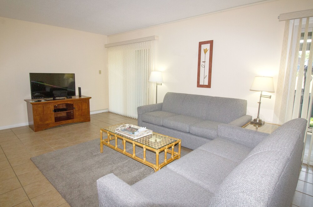 Standard Townhome, 4 Bedrooms photo 3