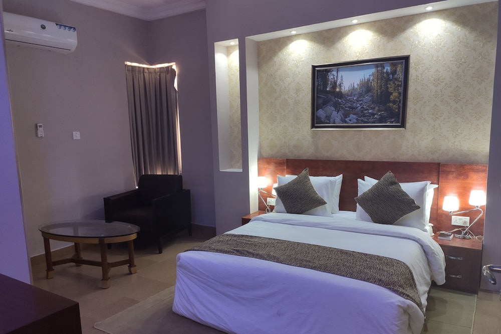 Family Twin Room