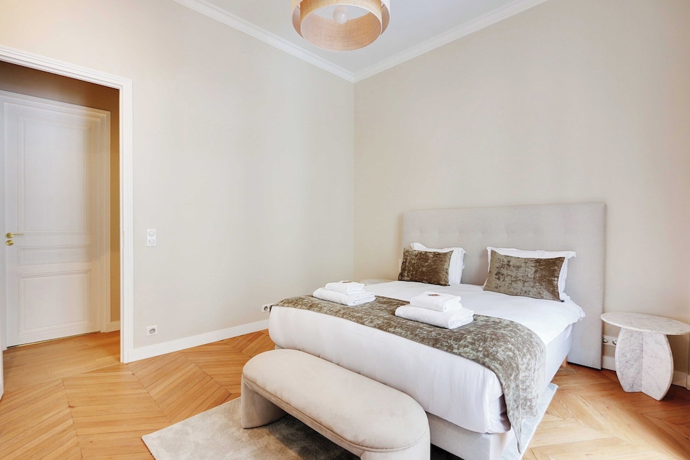 Apartment photo 3