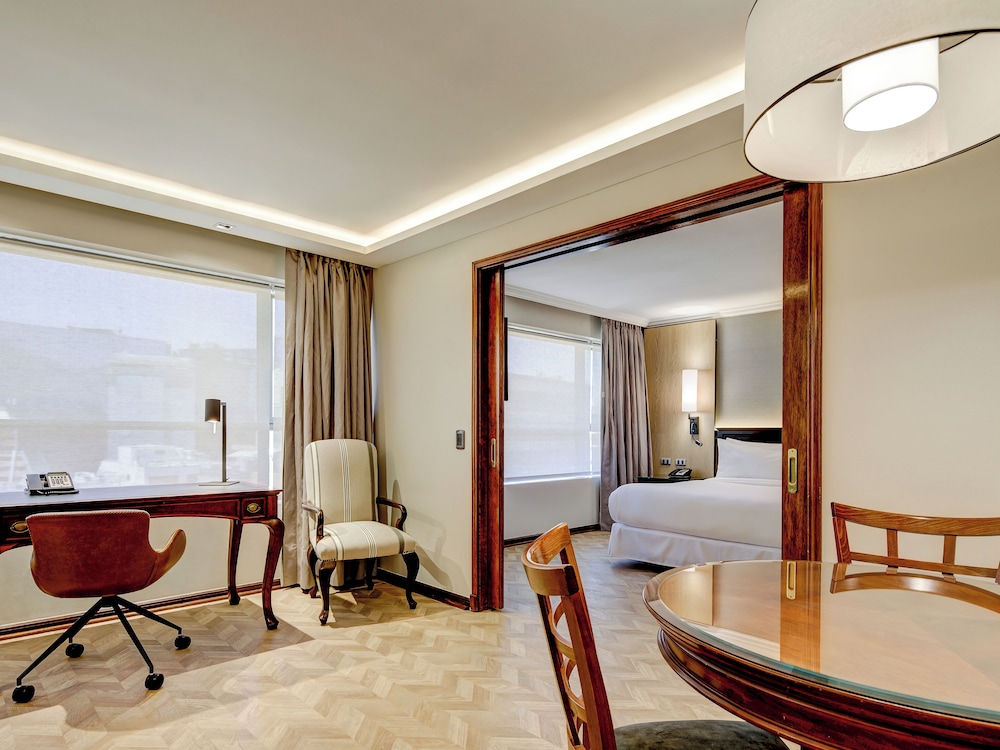 Suite Ejecutiva, 2 camas Queen y sofa cama - Photo 5