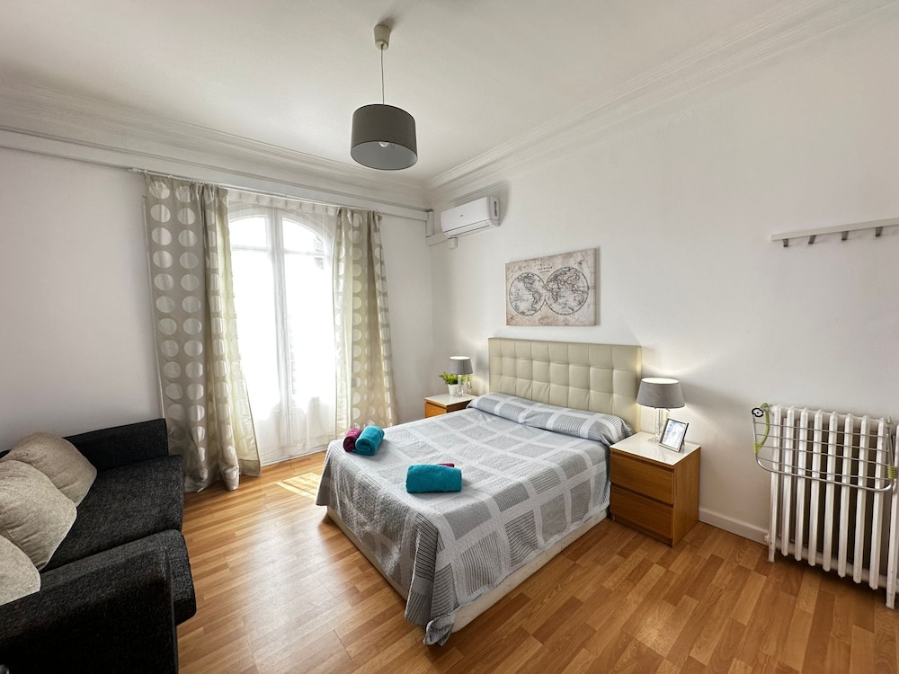 Triple Room, Shared Bathroom