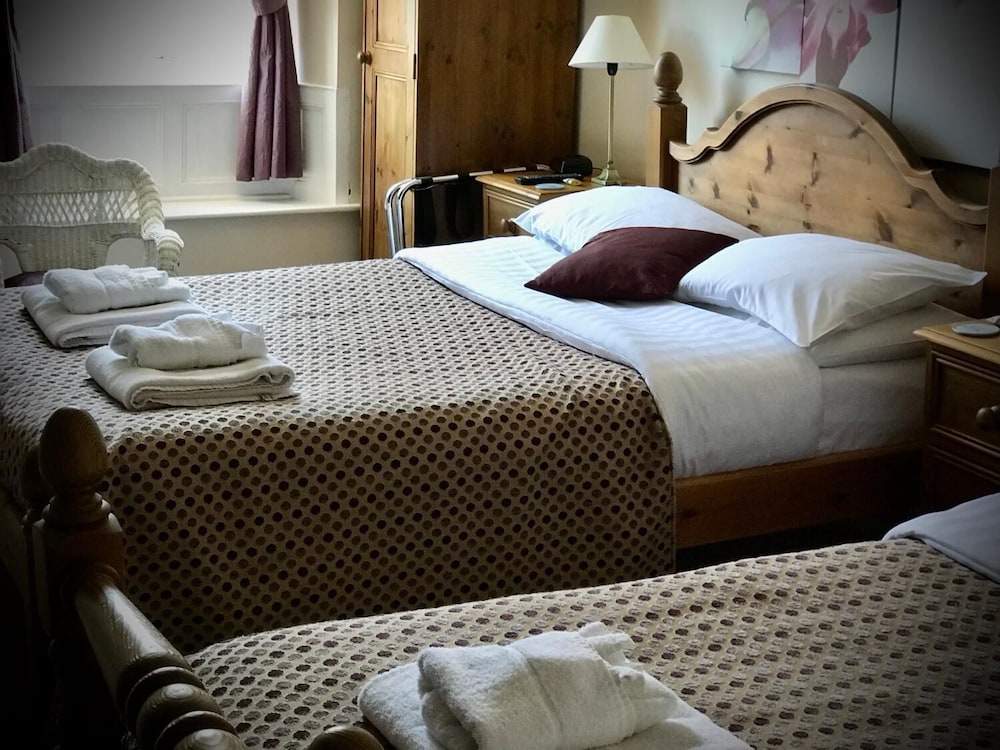 Standard Double or Twin Room photo 2