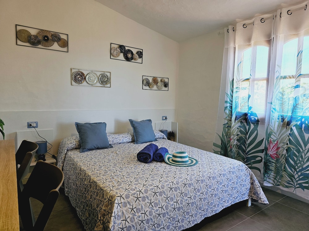 Panoramic Studio, Kitchenette, Sea View photo 3