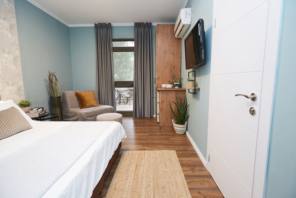 Superior Cabin, 1 Bedroom, Accessible, Non Smoking photo 3