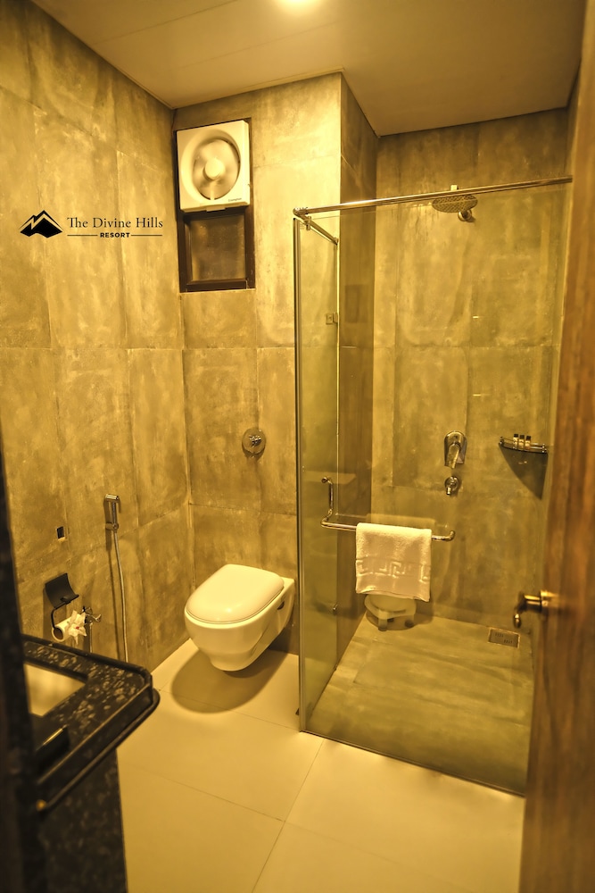 Premium Room - Photo 10