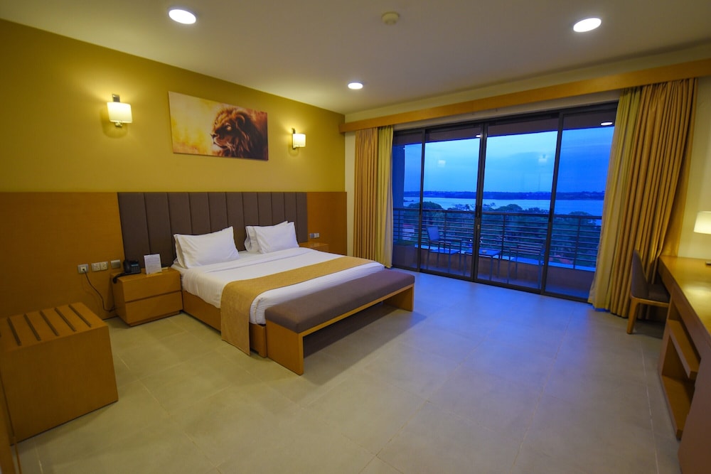 Junior Suite, Balcony, Lake View