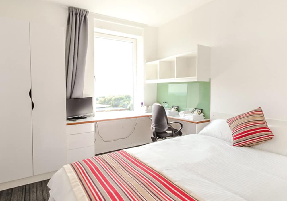 Standard Double Room, Ensuite photo 3