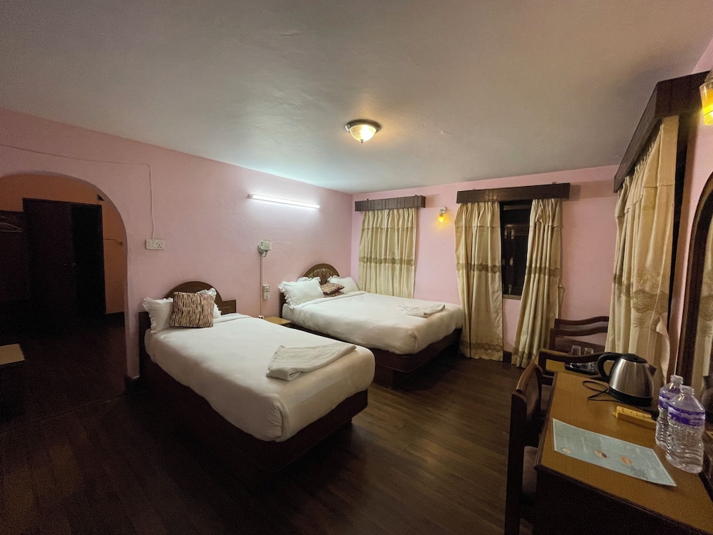 Deluxe Double or Twin Room
