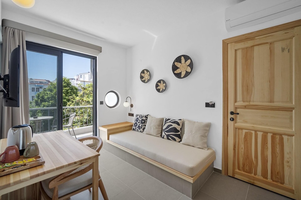 Deluxe Triple Room, 1 Bedroom photo 1